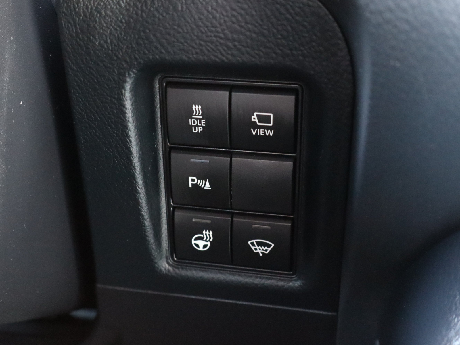 Toyota Land Cruiser - 2023