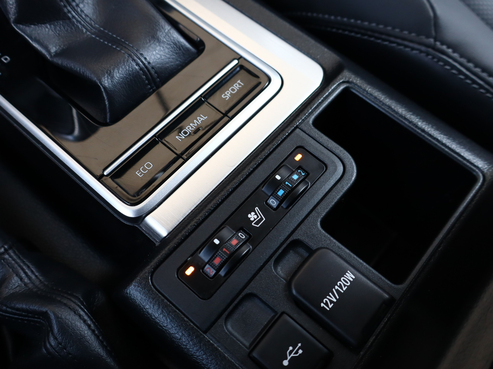 Toyota Land Cruiser - 2023