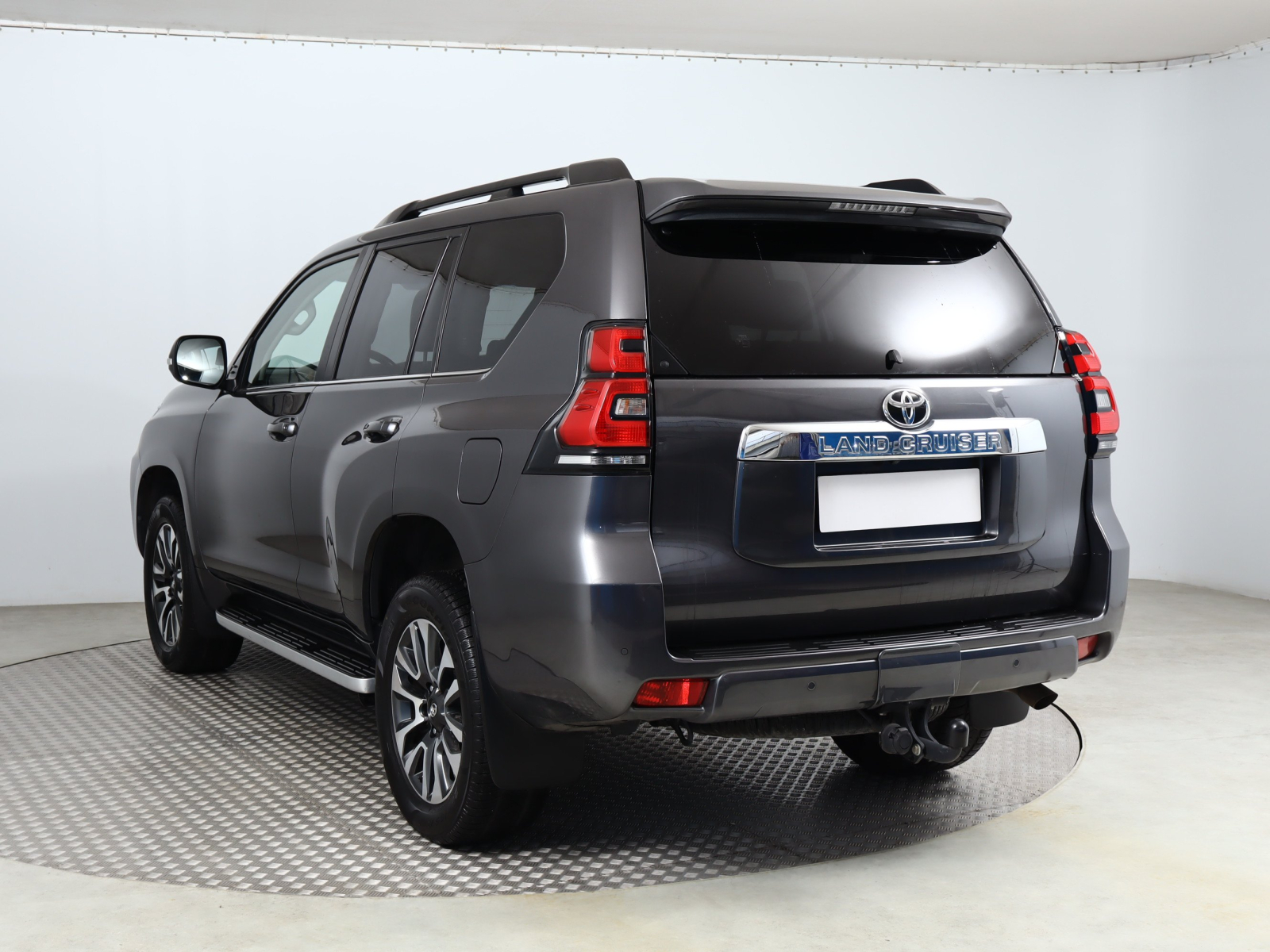 Toyota Land Cruiser - 2023