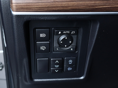 Toyota Land Cruiser - 2023