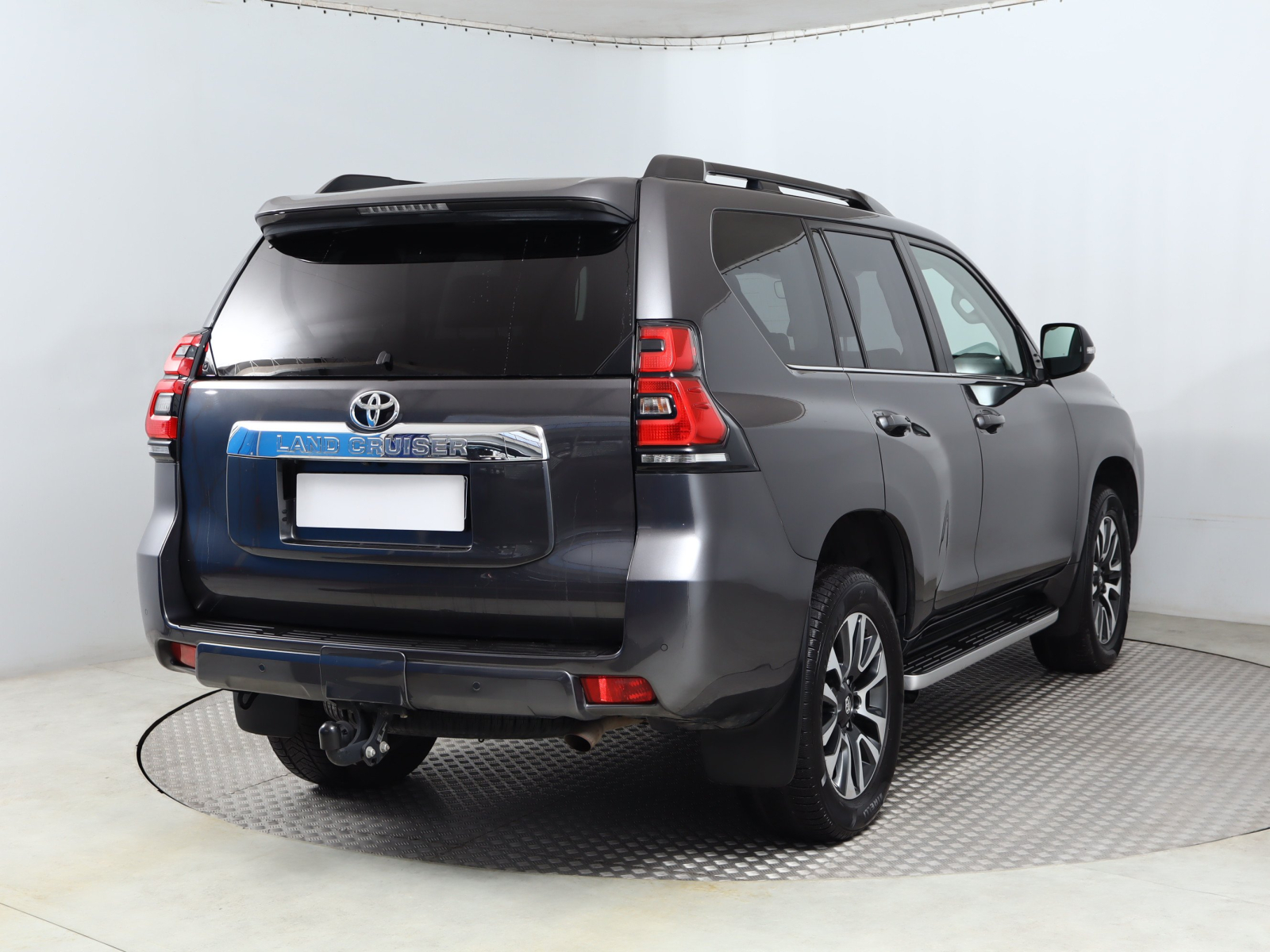 Toyota Land Cruiser - 2023