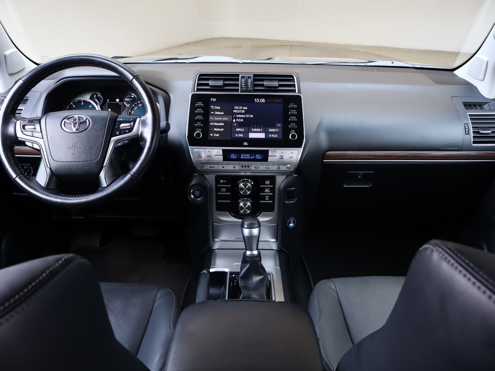 Toyota Land Cruiser - 2023