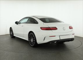 Mercedes-Benz E - 2017