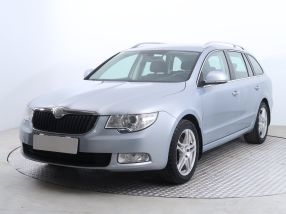 Škoda Superb - 2010