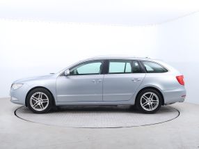 Škoda Superb - 2010