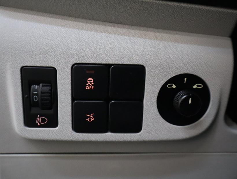 Peugeot 301, 2012