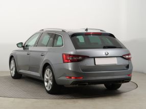 Škoda Superb - 2016