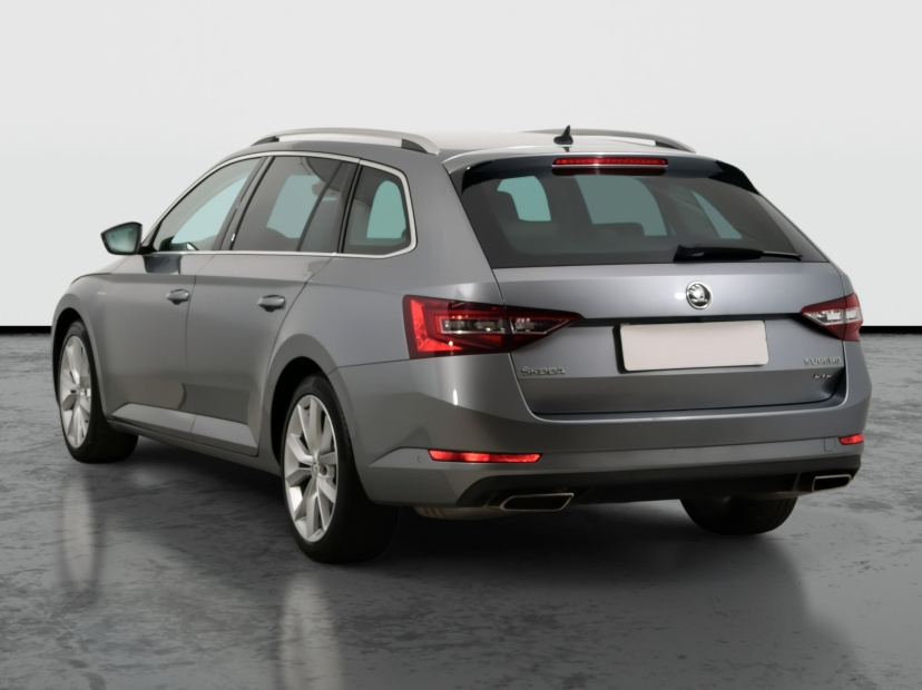 Škoda Superb, 2016