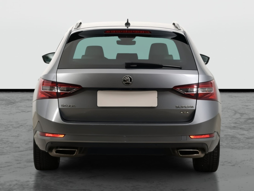 Škoda Superb, 2016