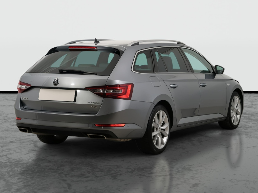 Škoda Superb, 2016
