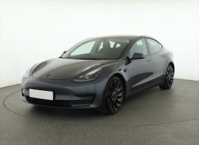 Tesla Model 3 - 2021