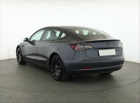 Tesla Model 3 - 2021