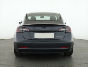 Tesla Model 3 - 2021