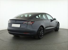 Tesla Model 3 - 2021