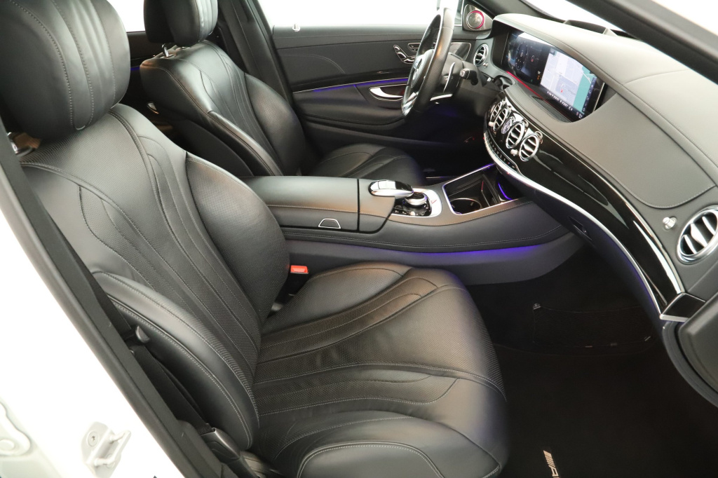 Mercedes-Benz S