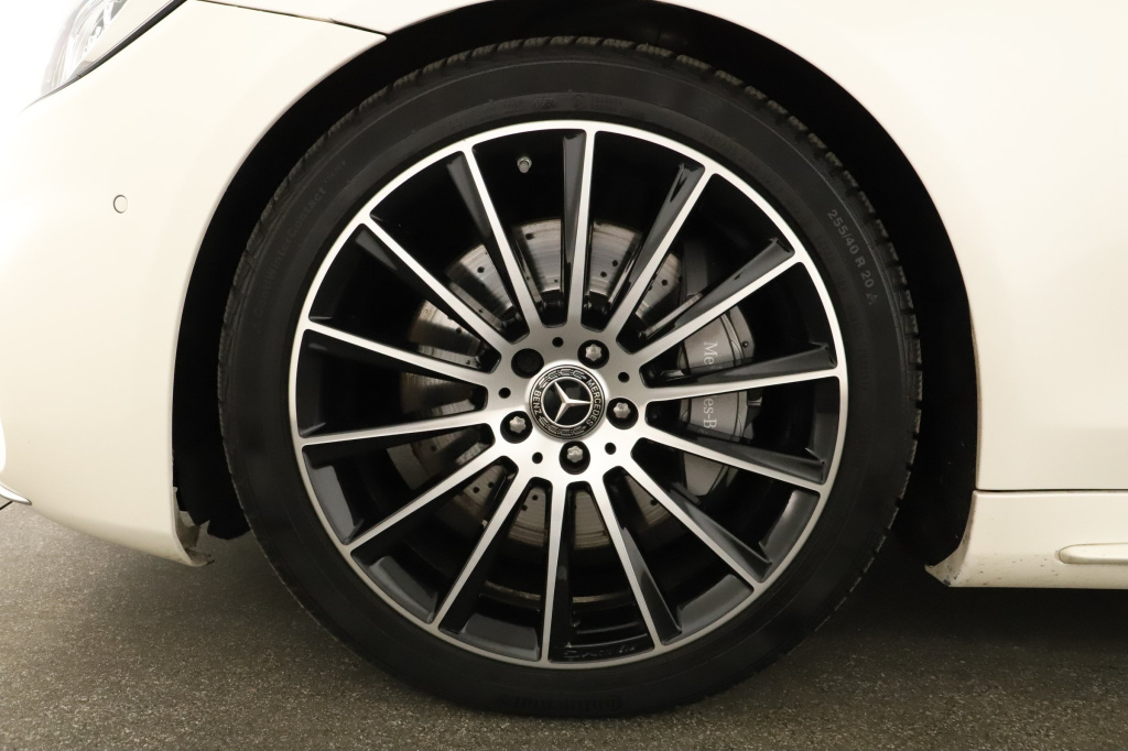 Mercedes-Benz S