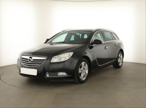 Opel Insignia - 2012