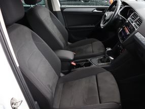 Volkswagen Tiguan - 2020