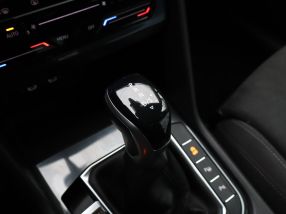 Volkswagen Tiguan - 2020