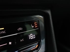 Volkswagen Tiguan - 2020