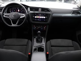 Volkswagen Tiguan - 2020