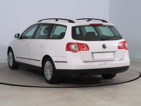 Volkswagen Passat - 2005
