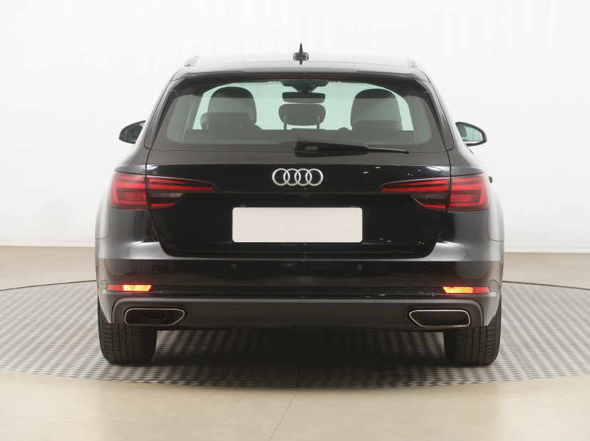 Audi A4, 2018