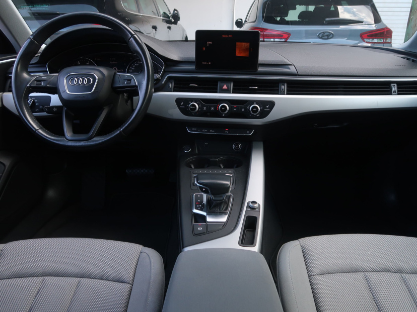 Audi A4, 2018