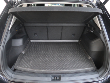 Volkswagen Tiguan - 2024