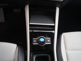 Volkswagen Tiguan - 2024