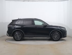 Volkswagen Tiguan - 2024