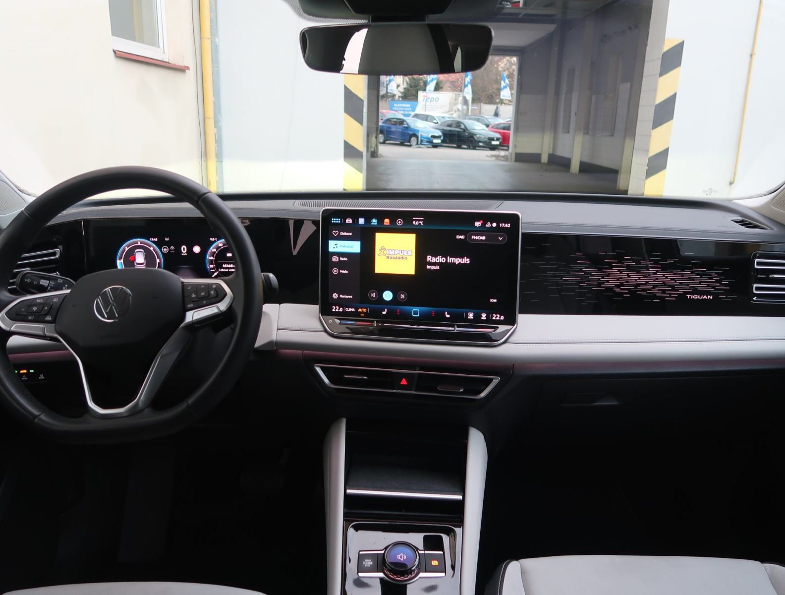 Volkswagen Tiguan - 2024