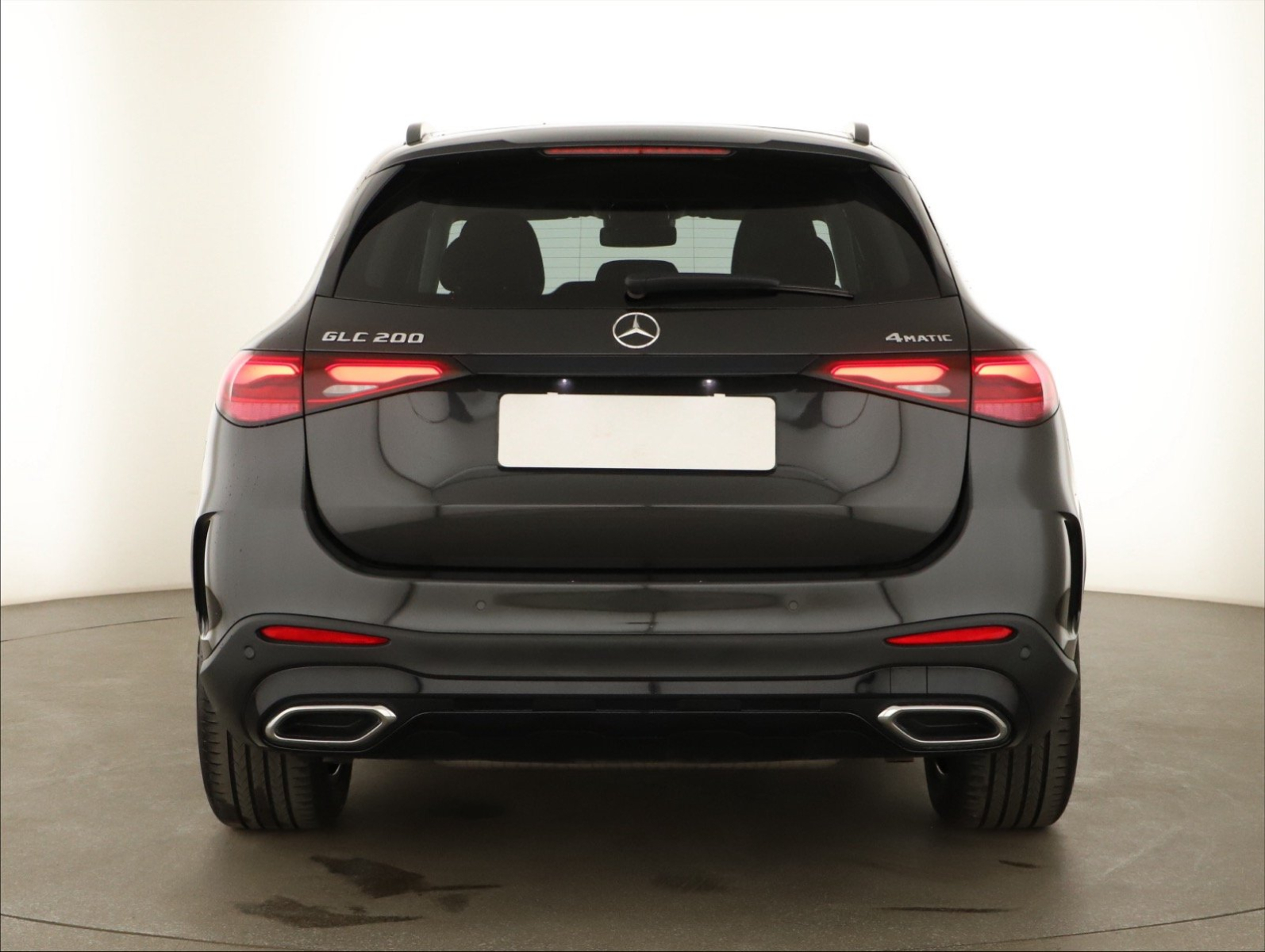 Mercedes-Benz GLC - 2022