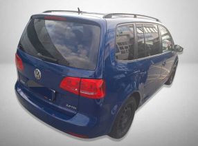 Volkswagen Touran - 2012
