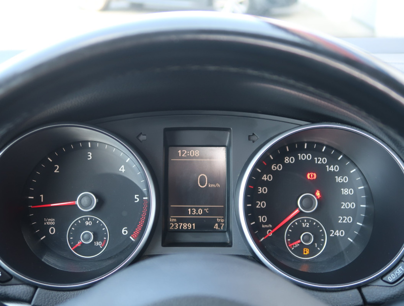 Volkswagen Golf, 2010