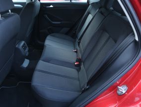 Volkswagen T-Roc - 2023