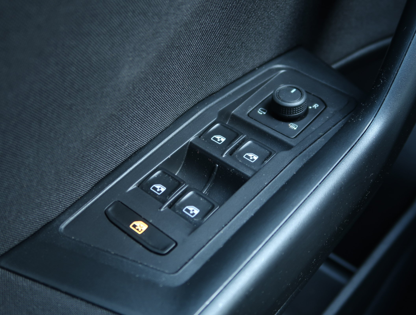 Volkswagen T-Roc - 2023