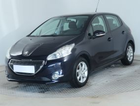 Peugeot 208 - 2015