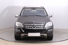 Mercedes-Benz ML - 2010