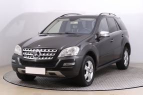 Mercedes-Benz ML - 2010
