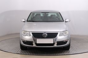 Volkswagen Passat - 2005