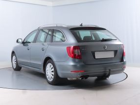 Skoda Superb - 2010