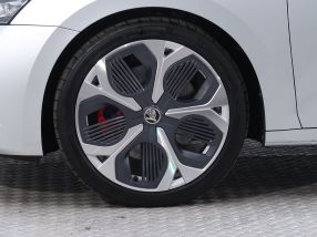 Škoda Octavia - 2024