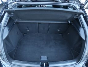 Mercedes-Benz A - 2018