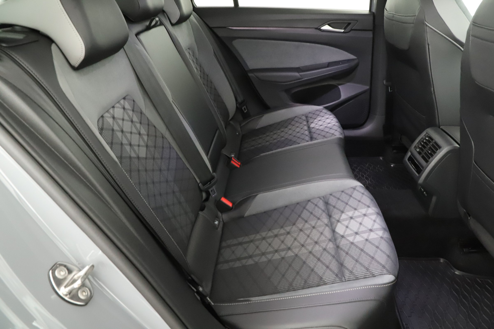 Volkswagen Golf - 2022