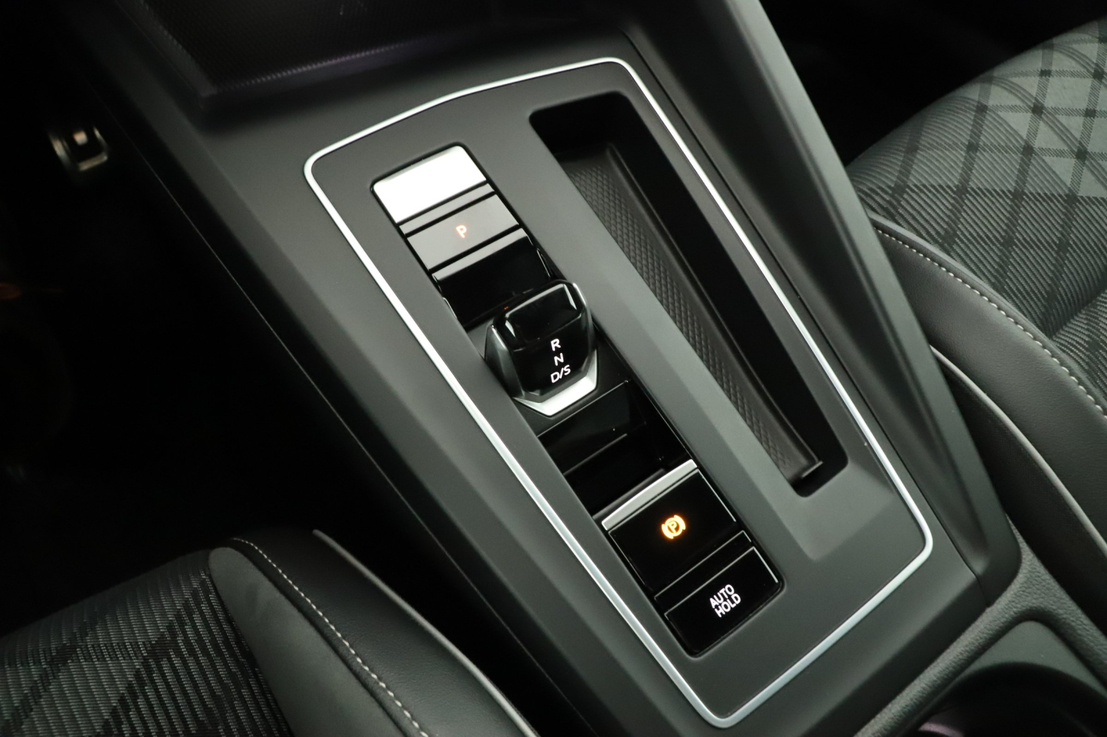 Volkswagen Golf - 2022