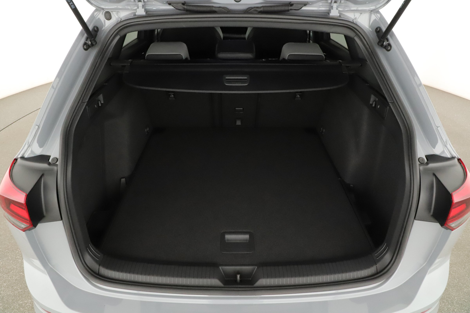 Volkswagen Golf - 2022