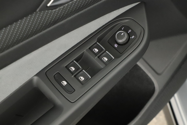 Volkswagen Golf - 2022