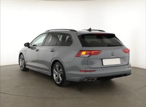 Volkswagen Golf - 2022