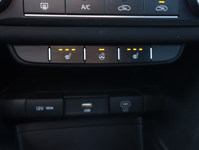 Kia Ceed, 2023